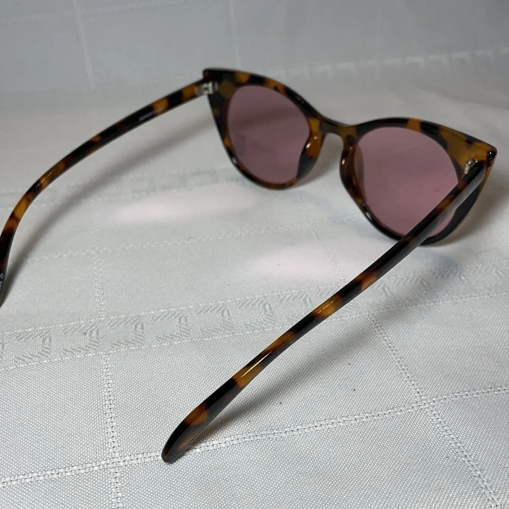 *5 for $25* NWOT FGX International Tortoise Shell Sunglasses Cat Eye